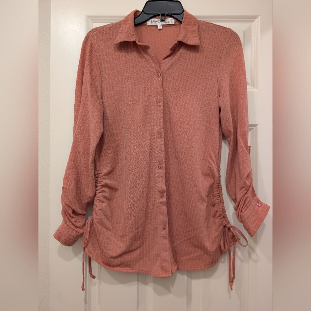 Eden & Olivia Maternity Ruched Button Down Top Medium Clay Pink